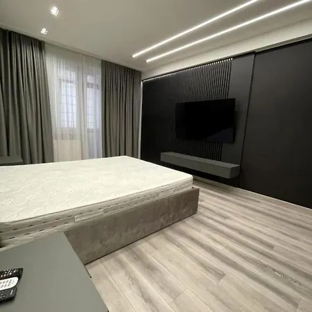 Appartements Confortables Pres Du Centre D'Angers + Parking Couvert דירה